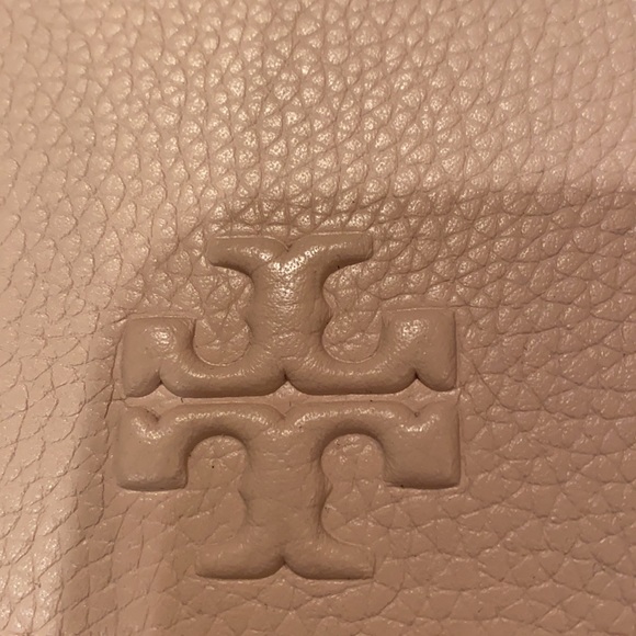Tory Burch MultiZip Continental Wallet - Picture 3 of 9